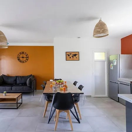 Lägenhet L'oasis, 3 Chambres, Climatisation Et Jardin Prive