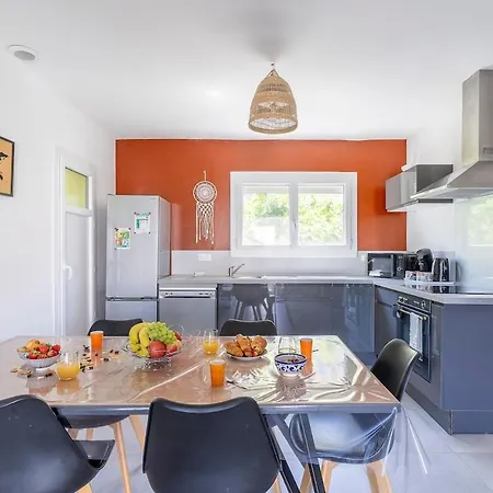 L'oasis, 3 Chambres, Climatisation Et Jardin Prive *